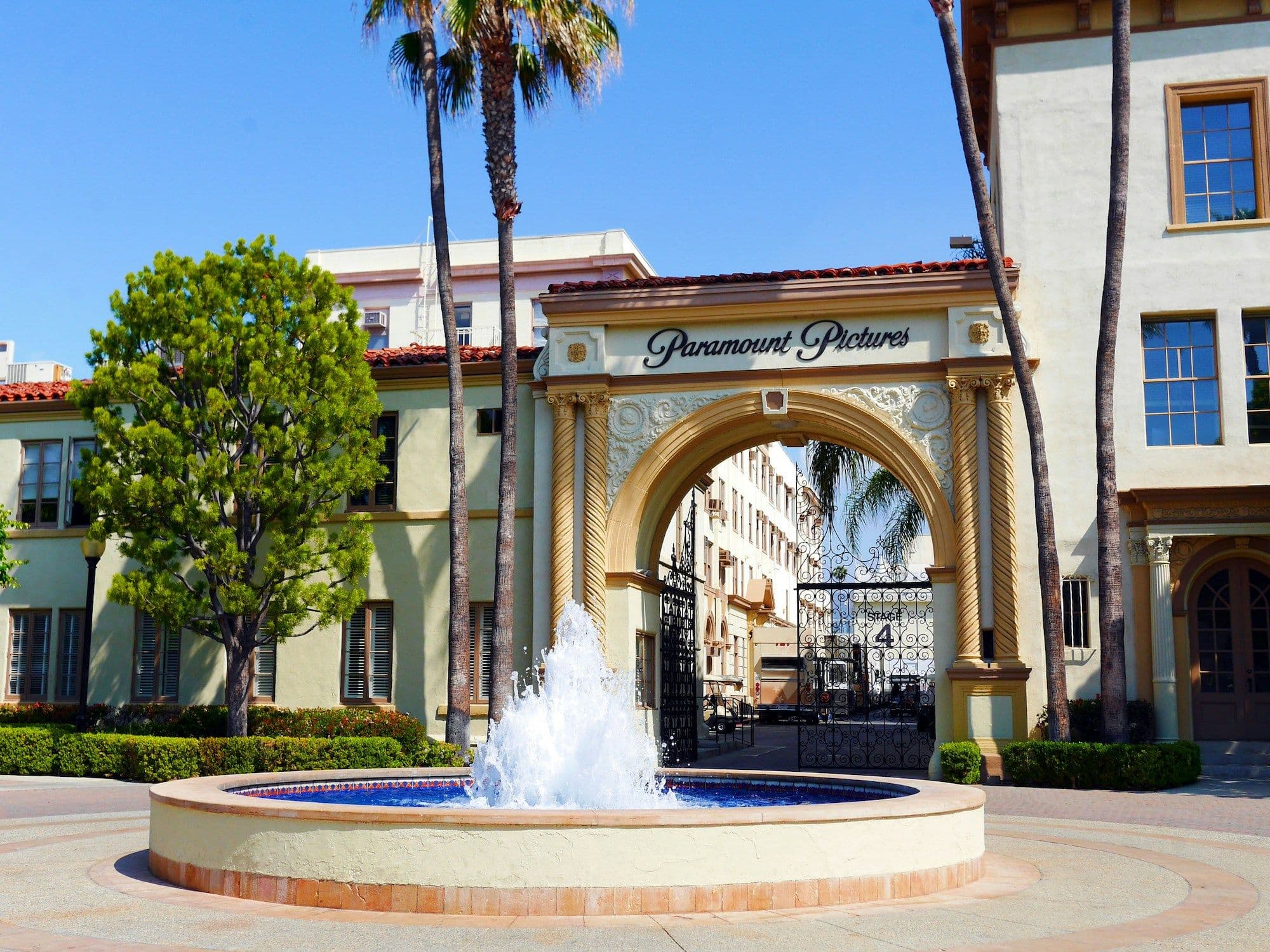 Entrada de los estudios de Paramount en Los Angeles