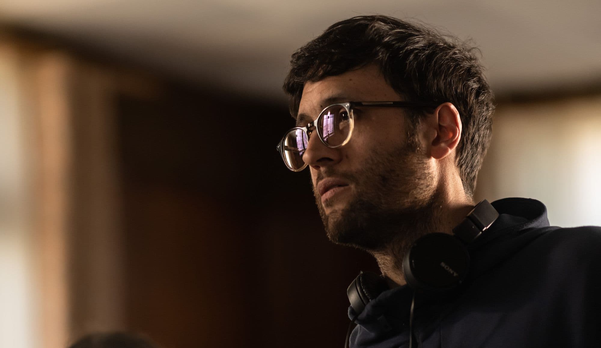 El realizador Pau Teixidor en el set de 'Alumbramiento'