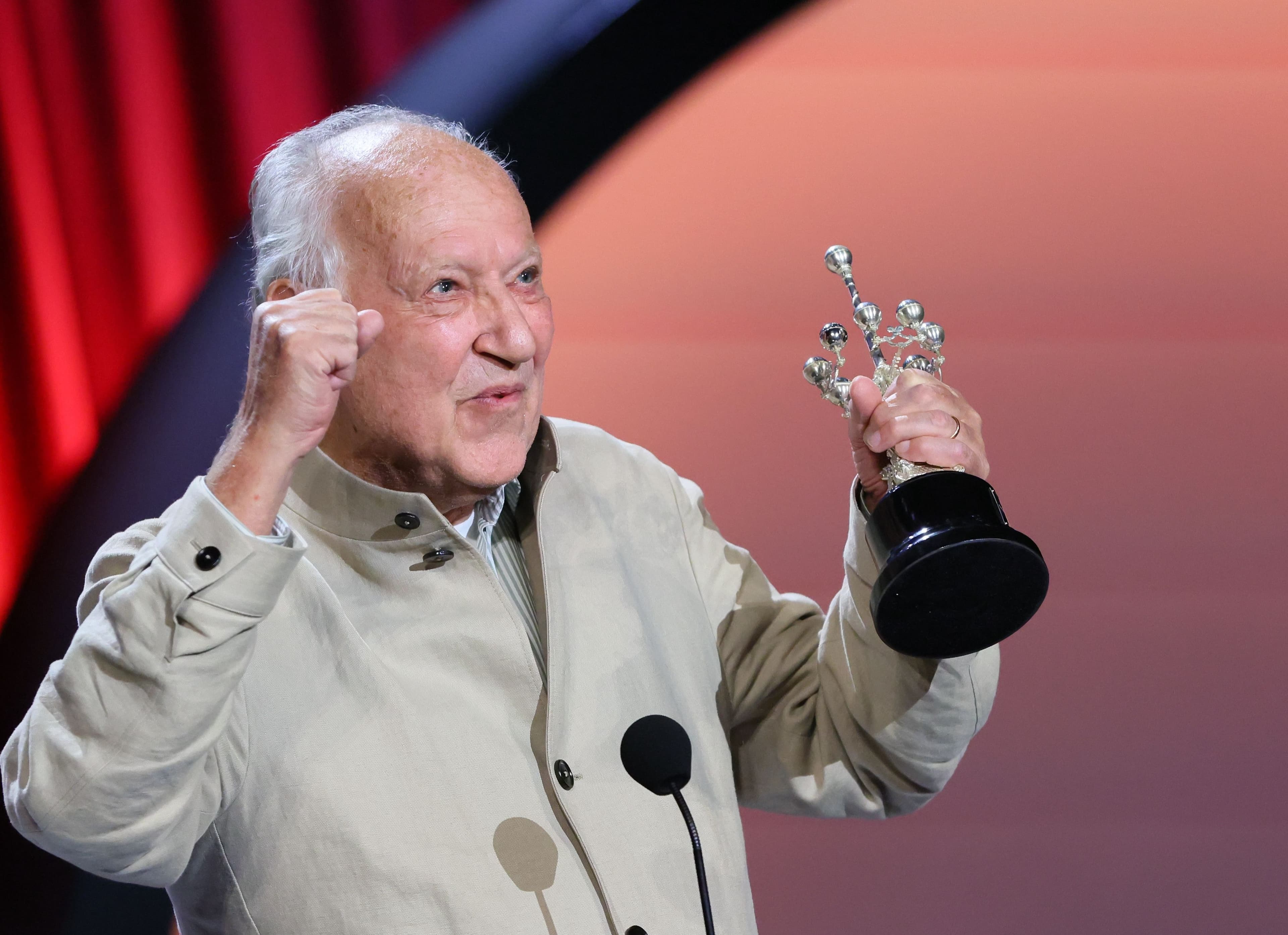 Werner Herzog recibe el Premio Donostia en el Festival de San Sebastián 2026, en septiembre de 2026