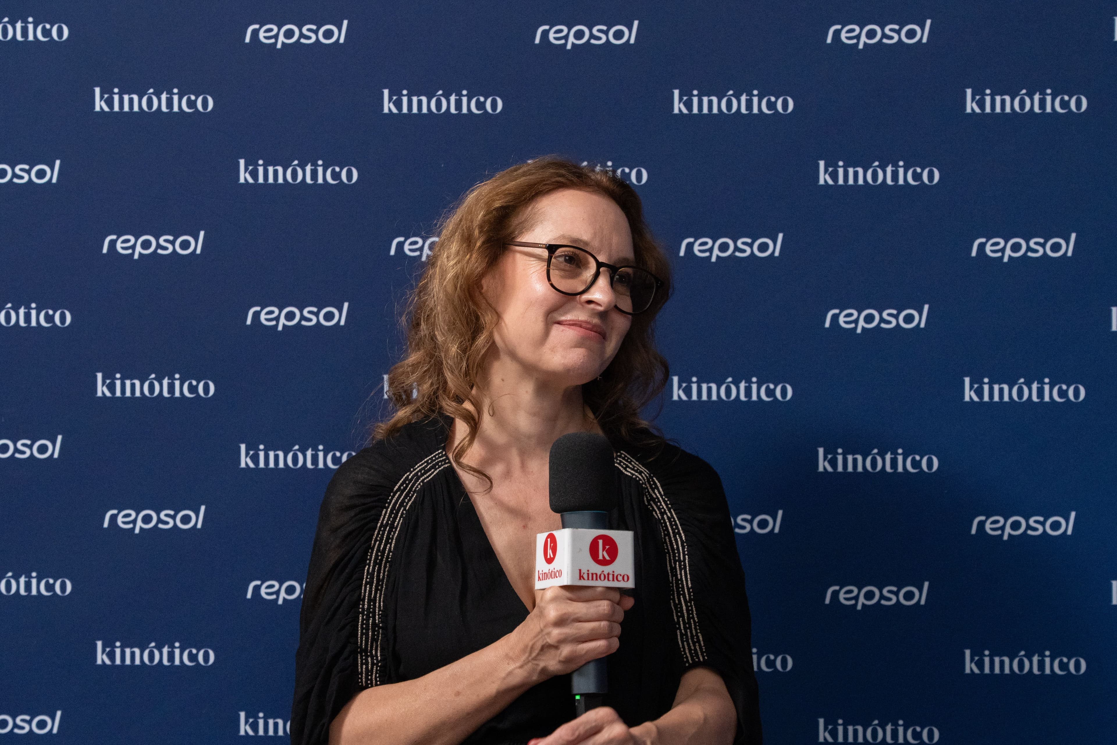 La actriz mexicana Marina de Tavira en el set audiovisual de Kinótico en el Festival de San Sebastián, patrocinado por Repsol, en septiembre de 2026