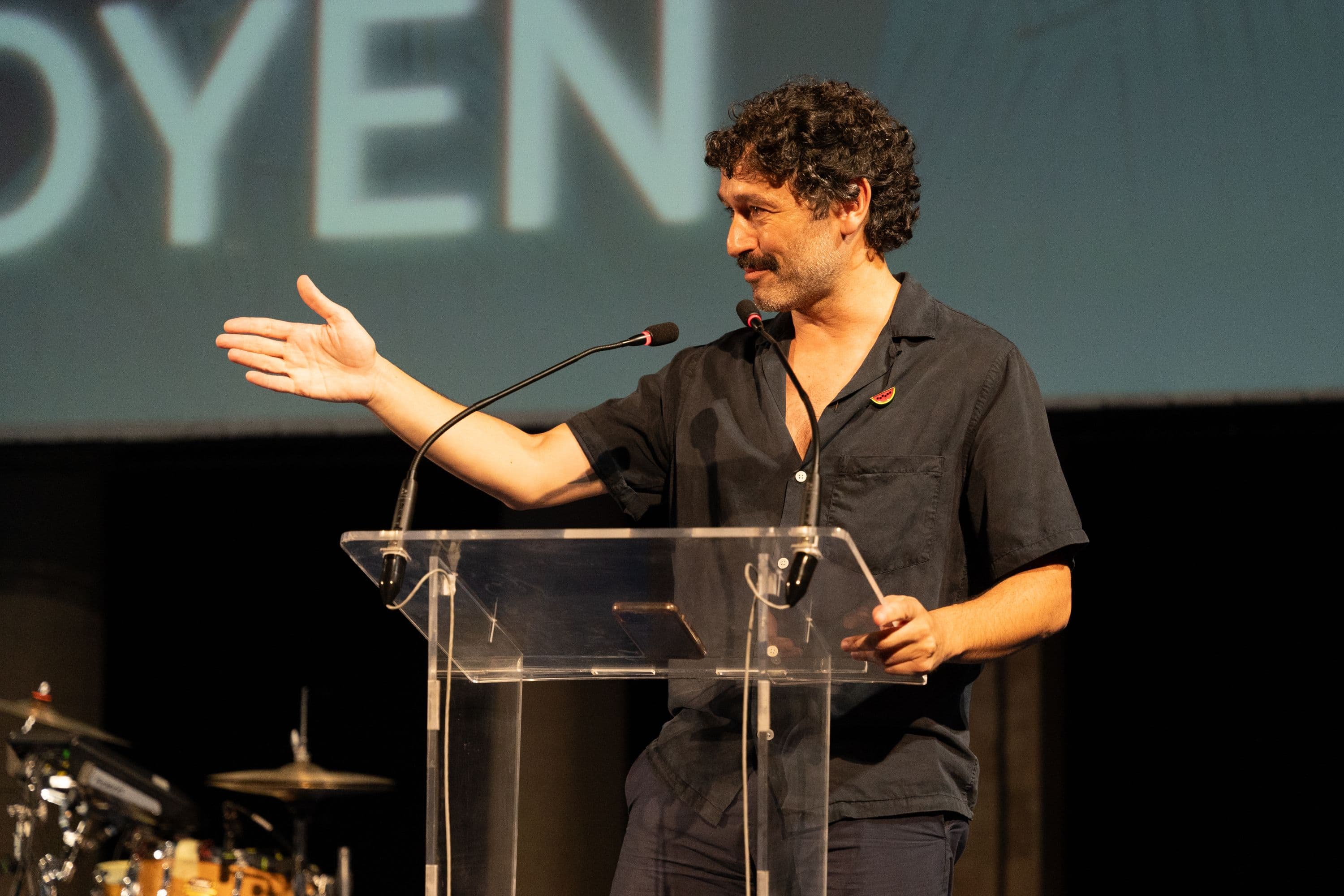 El director Rodrigo Sorogoyen al recoger el premio Master of Cinema del Atlàntida Mallorca Film Fest