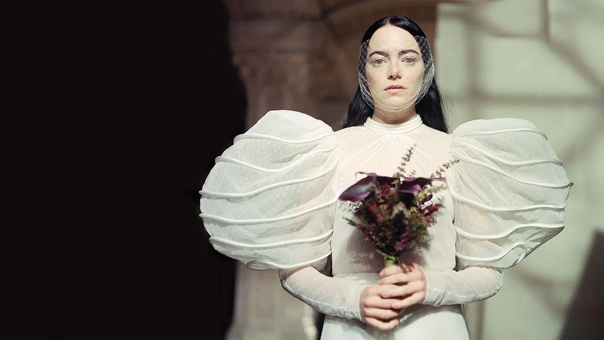 Fotograma de 'Pobres Criaturas' con Emma Stone como Bella Baxter